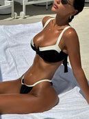 Biquíni Eclipse com Bojo e Aro – Sofisticação em Preto & Branco