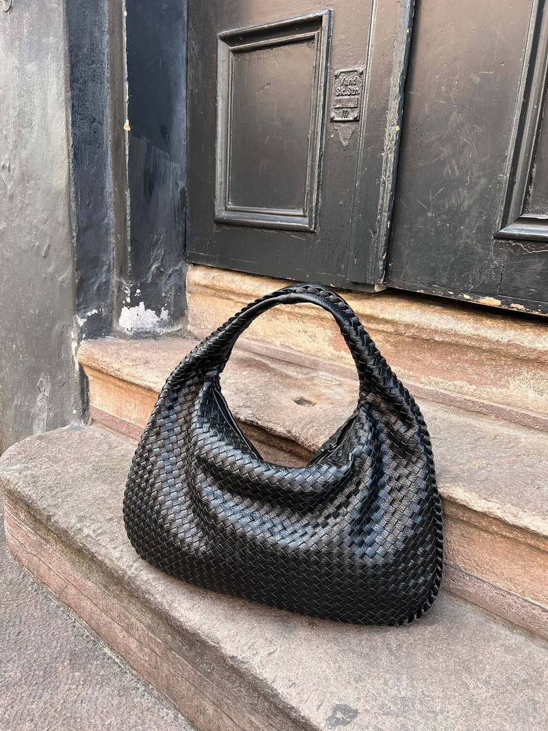 Bolsa Soho – Elegância e Funcionalidade para o Dia a Dia