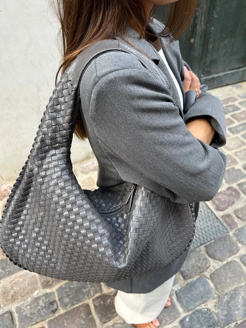 Bolsa Soho – Elegância e Funcionalidade para o Dia a Dia