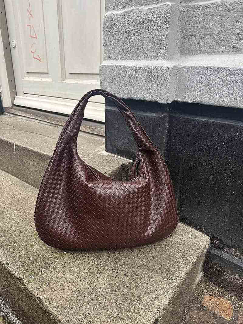 Bolsa Soho – Elegância e Funcionalidade para o Dia a Dia