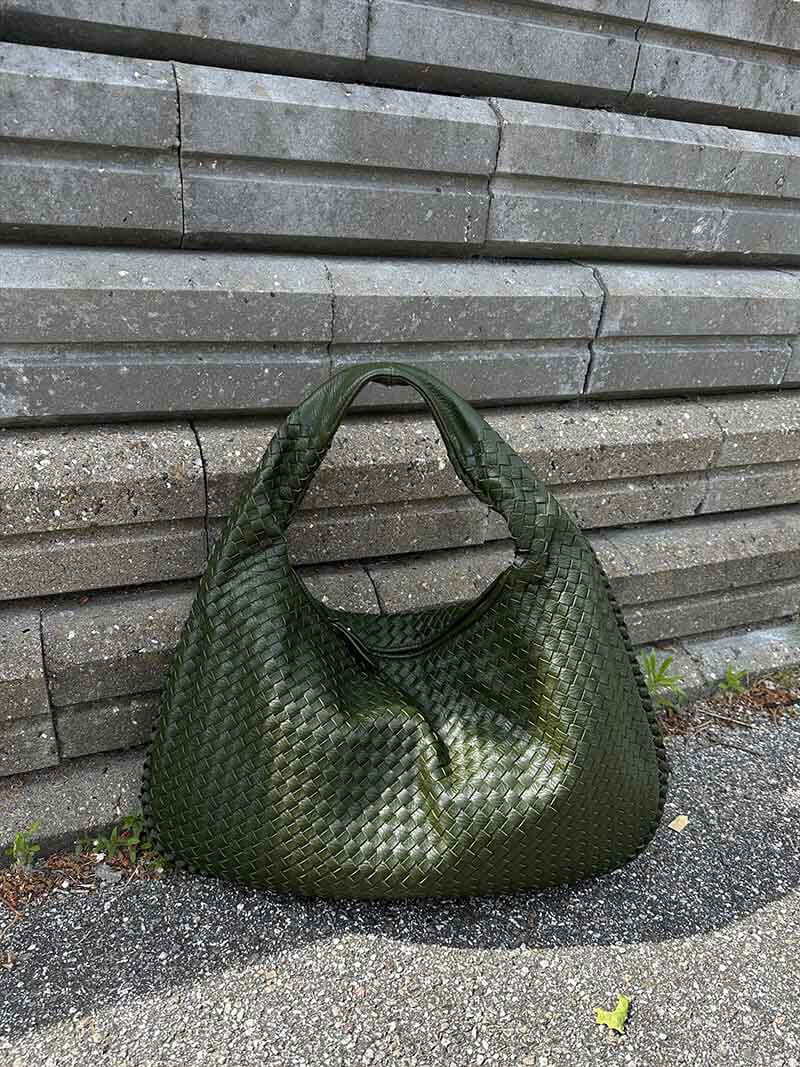 Bolsa Soho – Elegância e Funcionalidade para o Dia a Dia