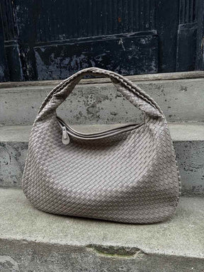 Bolsa Soho – Elegância e Funcionalidade para o Dia a Dia
