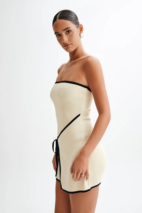 Vestido Old Money Bege - Com amarração lateral