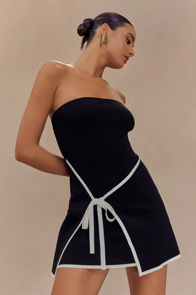 Vestido Old Money Preto - Com amarração lateral