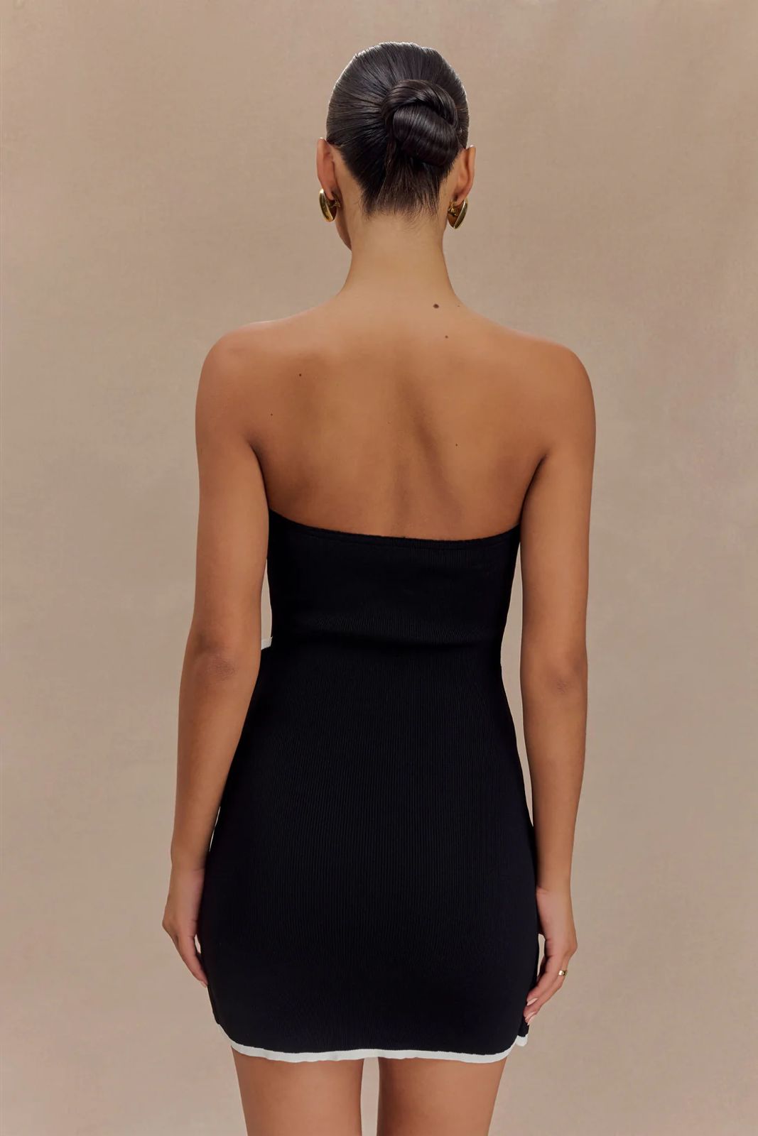 Vestido Old Money Preto - Com amarração lateral