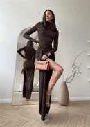 Vestido Longo Marrom com Fenda e Manga Longa – Sofisticação by Lumieér
